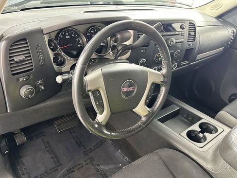 Used 2009 GMC Sierra 1500 SLE w/ Power Pack Plus AWD/4WD image 23