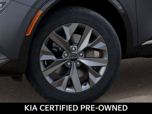 Certified 2025 Kia Sportage SX Prestige image 9