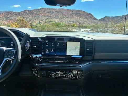 New 2026 Chevrolet Silverado 2500 ZR2 w/ LPO, Dark Essentials Package AWD/4WD image 14