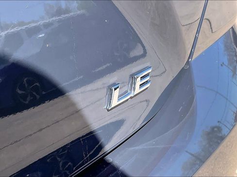 Used 2025 Toyota Camry LE image 10