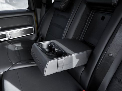 Used 2025 Mercedes-Benz G 63 AMG 4MATIC image 50