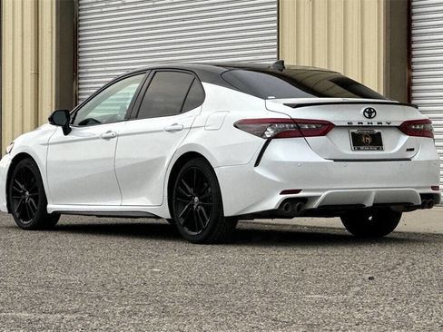 Used 2023 Toyota Camry XSE image 5