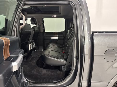 Used 2016 Ford F150 Lariat w/ Equipment Group 502A Luxury AWD/4WD image 17
