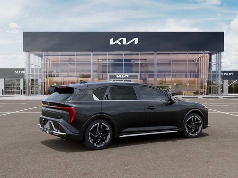 New 2026 Kia K4 GT-Line FWD image 7