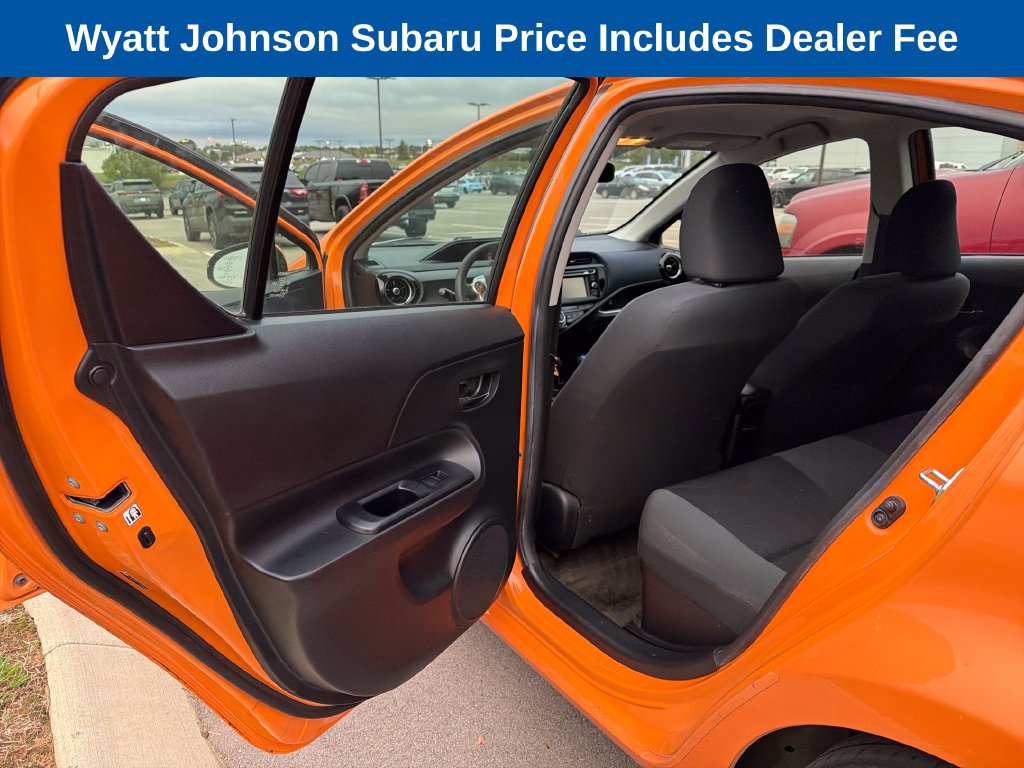 Used 2015 Toyota Prius C Two w/ Preferred Accessory Package FWD image 29