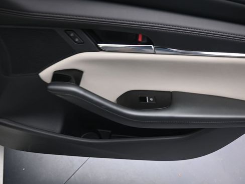 Used 2025 MAZDA MAZDA3 s image 16