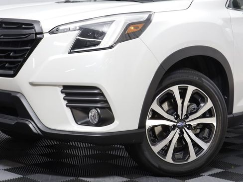 Used 2023 Subaru Forester Limited AWD/4WD image 3