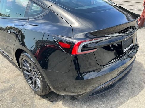 Used 2024 Tesla Model 3 Long Range AWD/4WD image 95