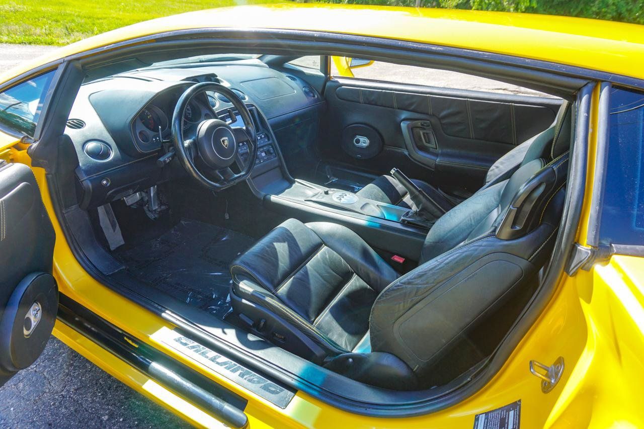 Used 2005 Lamborghini Gallardo AWD/4WD image 28