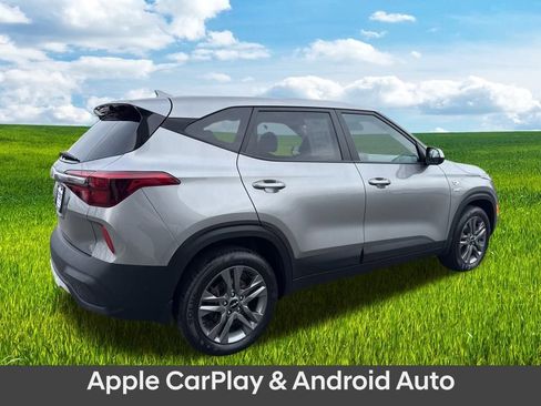 Used 2023 Kia Seltos LX image 5