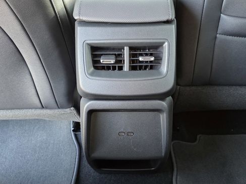 New 2026 Chevrolet Equinox EV LT w/ LPO, Blackout Package image 15