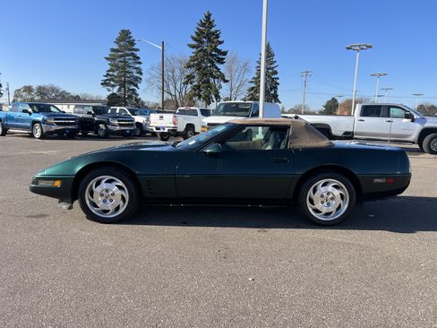 Used 1994 Chevrolet Corvette Convertible image 4