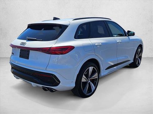 New 2025 Audi SQ5 Premium Plus AWD/4WD image 2