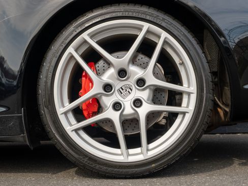 Used 2009 Porsche 911 Carrera S image 13