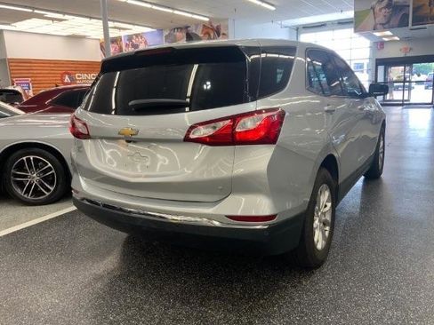 Used 2018 Chevrolet Equinox LT image 4