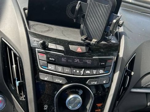 Used 2024 Acura RDX SH-AWD image 10