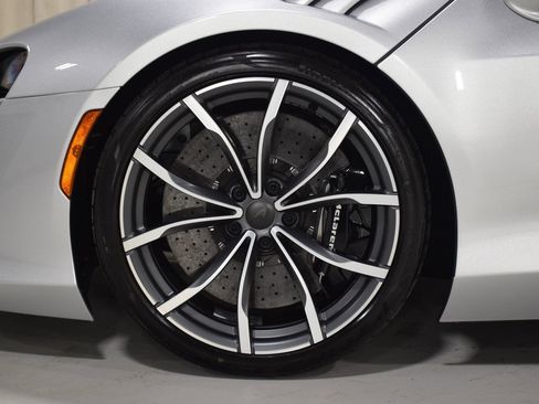 New 2025 McLaren Artura Spider image 6