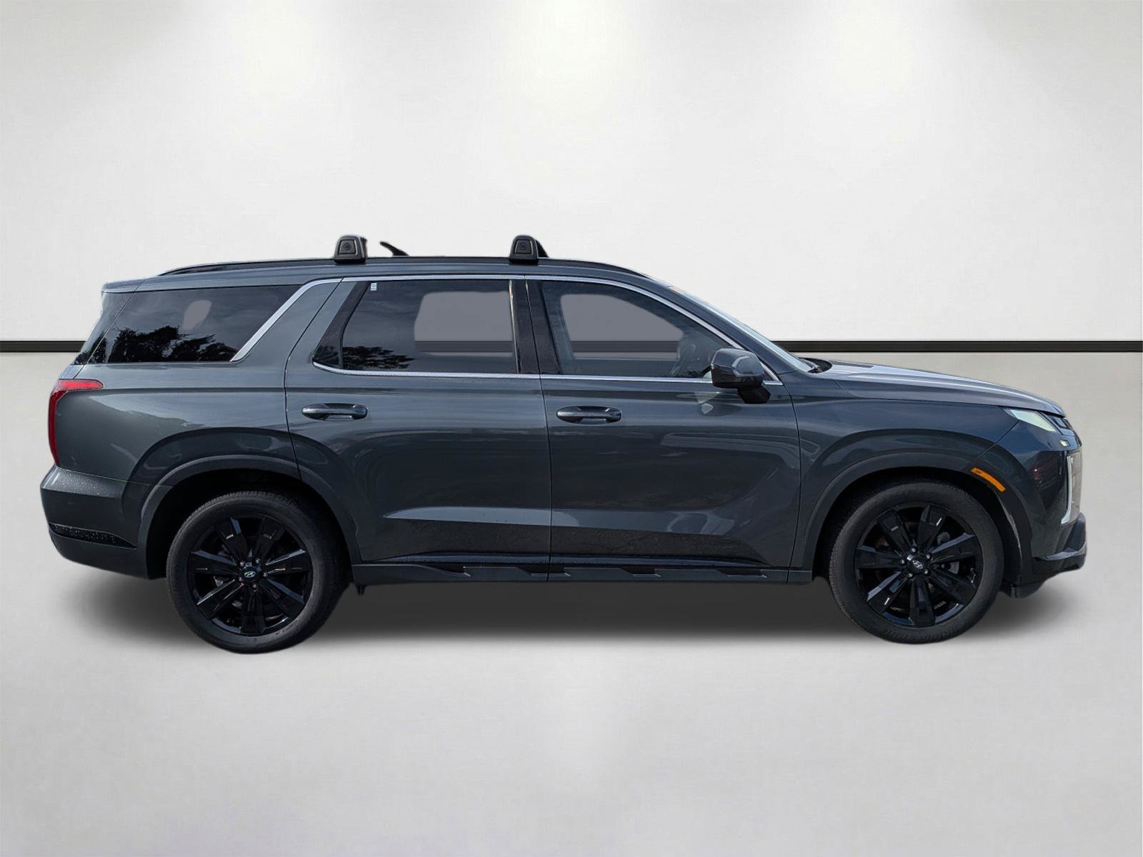 Used 2023 Hyundai Palisade XRT w/ Cargo Package FWD image 3