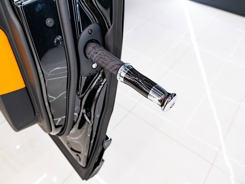 Used 2026 Rolls-Royce Cullinan AWD/4WD image 30