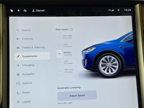 Used 2018 Tesla Model X 75D image 21