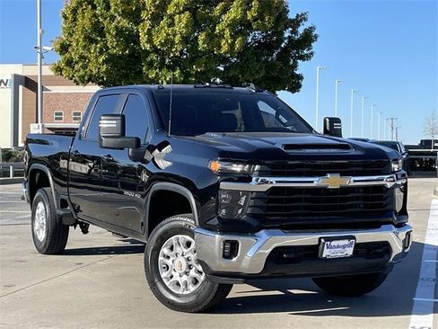 Used 2024 Chevrolet Silverado 3500 LT w/ All Star Edition image 2