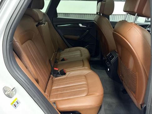 Used 2018 Audi Q5 2.0T Premium Plus w/ Premium Plus Package AWD/4WD image 25