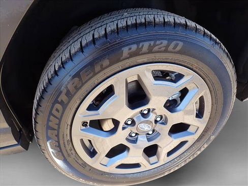 Certified 2026 Subaru Outback Premium AWD/4WD image 7
