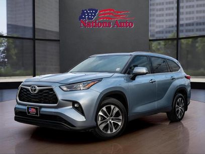 Used 2022 Toyota Highlander XLE