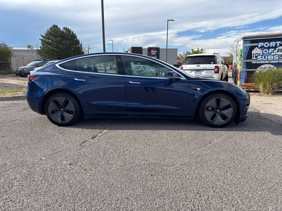 Used 2018 Tesla Model 3 Long Range AWD/4WD image 2