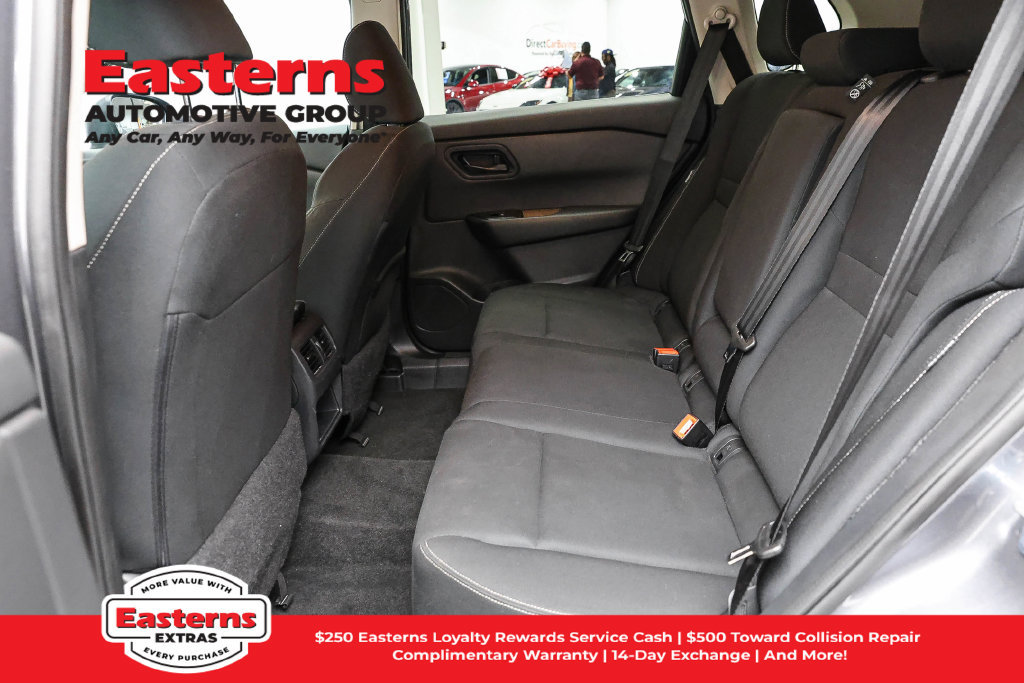 Used 2024 Nissan Rogue S AWD/4WD image 22