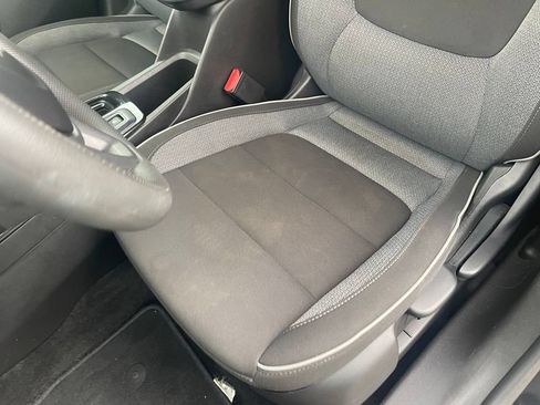 Used 2025 Chevrolet TrailBlazer LT FWD image 22