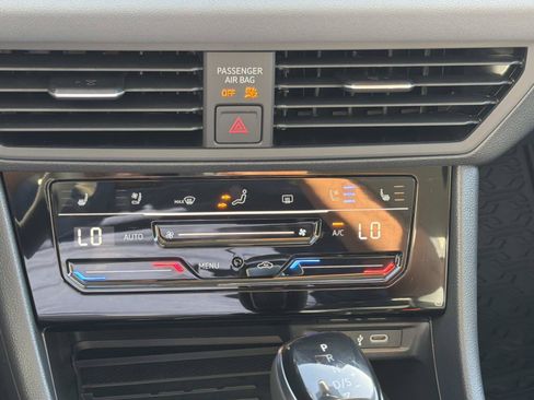 New 2026 Volkswagen Jetta SEL FWD image 22