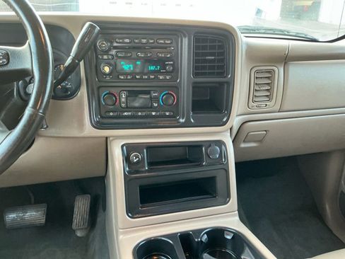 Used 2004 Chevrolet Avalanche Z71 w/ Sun And Sound Package image 20