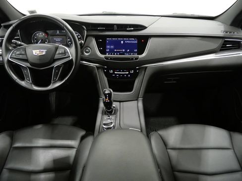 Used 2023 Cadillac XT5 Luxury AWD/4WD image 10