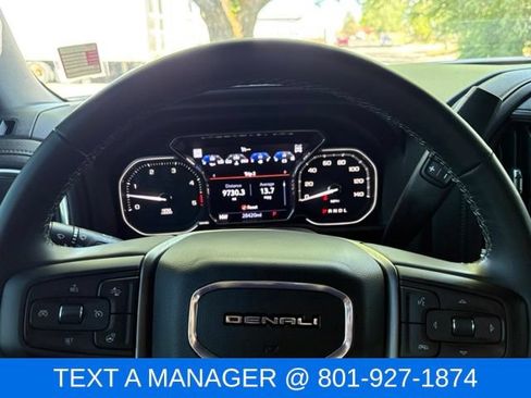 Used 2023 GMC Sierra 3500 Denali w/ Denali Black Diamond Edition AWD/4WD image 25