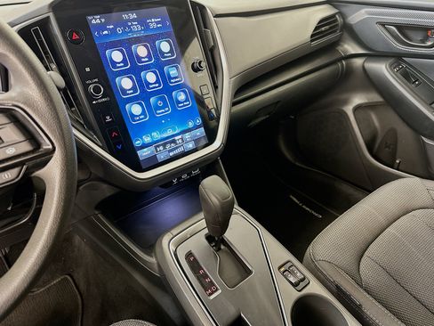 Used 2024 Subaru Crosstrek 2.0i Premium image 25