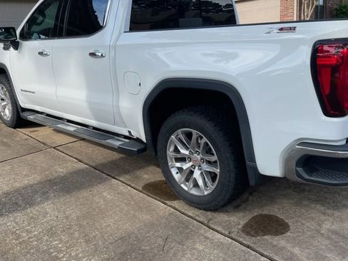 Used 2021 GMC Sierra 1500 SLT AWD/4WD image 2