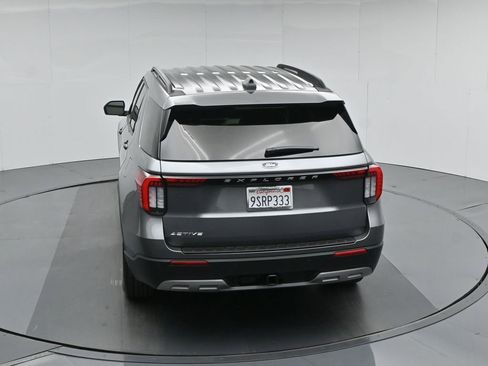 Used 2025 Ford Explorer Active w/ Active Comfort Package RWD image 45