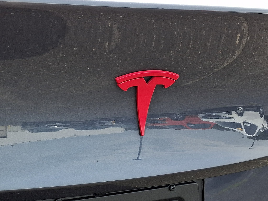 Used 2023 Tesla Model Y Long Range AWD/4WD image 31
