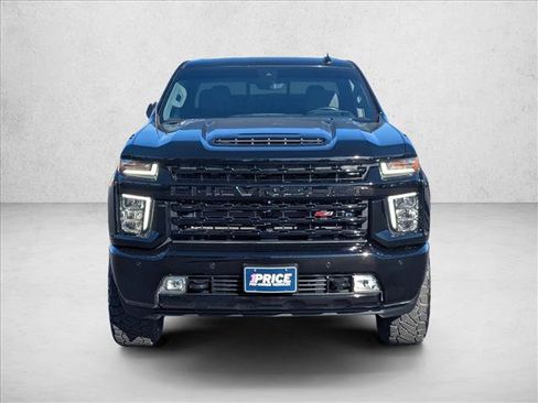 Used 2022 Chevrolet Silverado 2500 LTZ w/ LTZ Plus Package AWD/4WD image 2