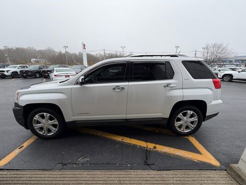 Used 2017 GMC Terrain SLT w/ Open Road Package image 8