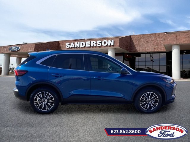Certified 2023 Ford Escape SE w/ PHEV Premium Package FWD image 2