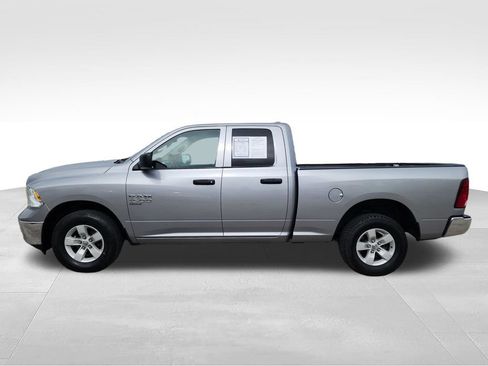 Used 2024 RAM 1500 Classic SLT AWD/4WD image 6