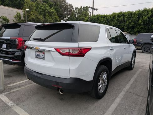 Used 2019 Chevrolet Traverse LS image 3
