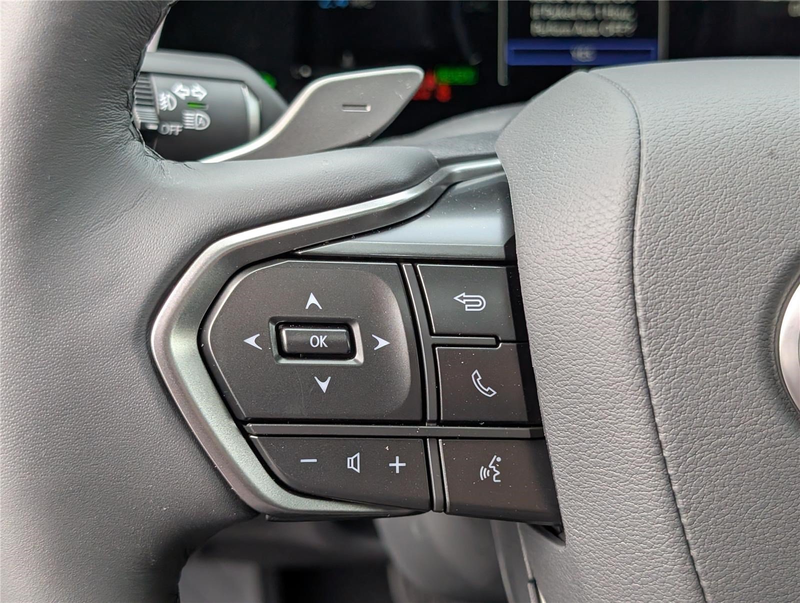 New 2026 Lexus RX 350h w/ Accessory Package (Z1) AWD/4WD image 19