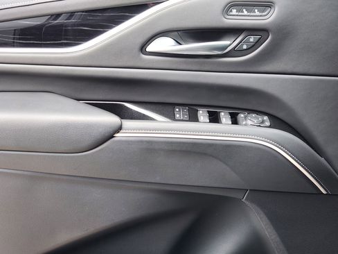 Certified 2024 Cadillac Escalade Sport w/ LPO, ONYX Package image 22