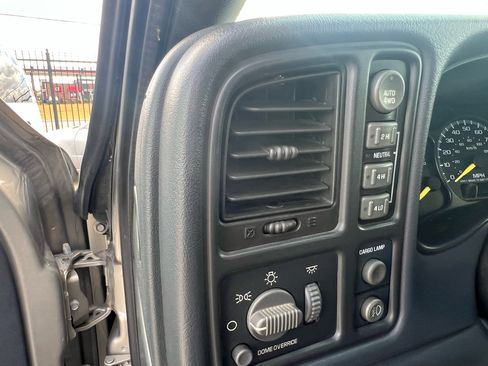 Used 2000 Chevrolet Silverado 1500 LS image 29