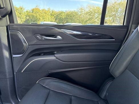 Certified 2023 Cadillac Escalade ESV Sport w/ LPO, ONYX Package image 14