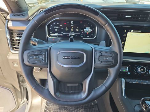 Used 2025 GMC Sierra 1500 Denali Ultimate AWD/4WD image 23