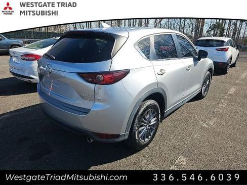 Used 2019 MAZDA CX-5 Touring image 4